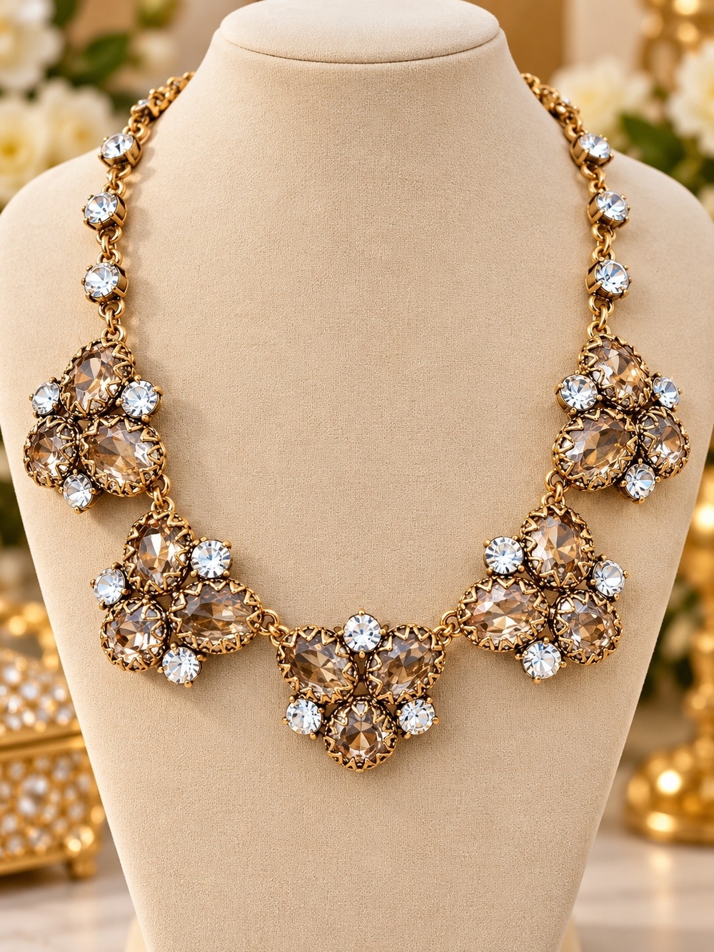 Elegant Gold-Tone Crystal Statement Necklace 174